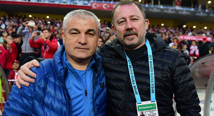 R�za �al�mbay'dan yabanc� s�n�r� a��klamas�