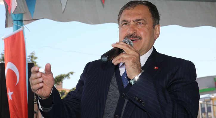 ''Anayasa de�i�ikli�iyle T�rkiye adeta u�acak''