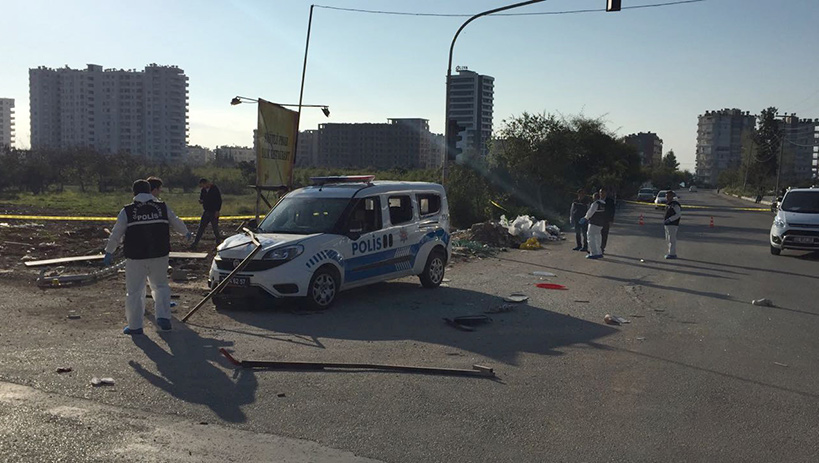 Mersin'de polise bombal saldr