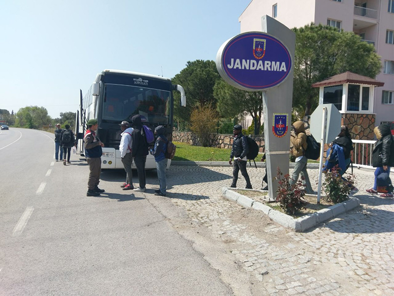 zmir'de gmen kaakl operasyonu