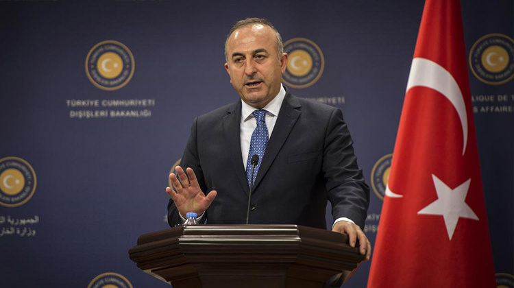 Bakan �avu�o�lu :Son g�nlerde milleti bir pani�e s�r�klemek i�in bir �eyler yay�l�yor. K�l��daro�lu da herhalde bu projenin bir par�as�