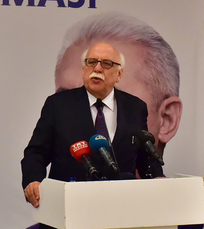 Bakan Avc�: Atamalarla ��retmen a����n� kapad�k