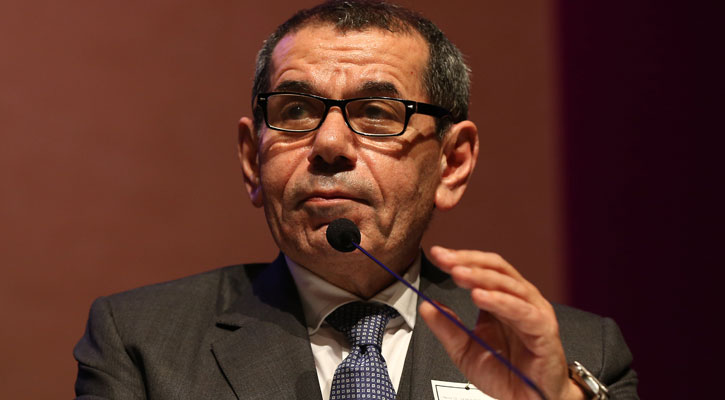 Dursun �zbek: Galatasaray �n�m�zdeki 3-4 y�l� daha rahat ge�irecek