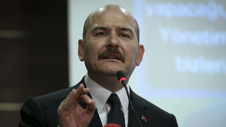 Bakan Soylu: Bat�'n�n 'Suriyelilere yard�m' ad� alt�nda hangi haltlar� kar��t�rd���n� biliyoruz