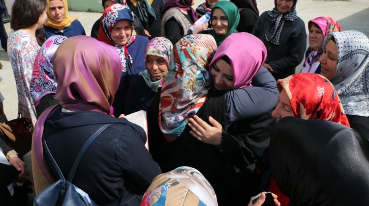 Ak Parti Antalya Milletvekili elik: Kimse yolumuza ta koyamayaca
