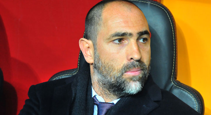 Igor Tudor, Nigel de Jong'u sildi