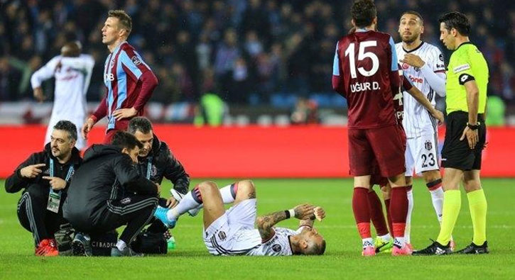 Ricardo Quaresma'dan sakatl iin aklama