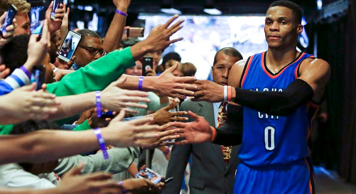 Russell Westbrook, Oscar Robertson'n triple-double rekorunu sildi