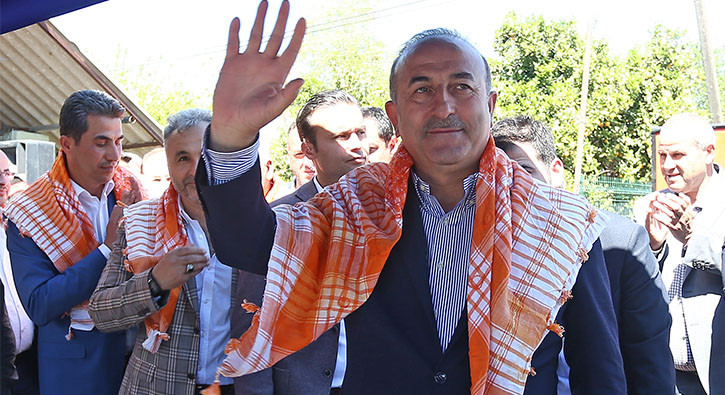 Bakan �avu�o�lu'ndan hac kontenjan� a��klamas�: Belirli bir ya� �zerine ayr� kontenjan a��lmal�