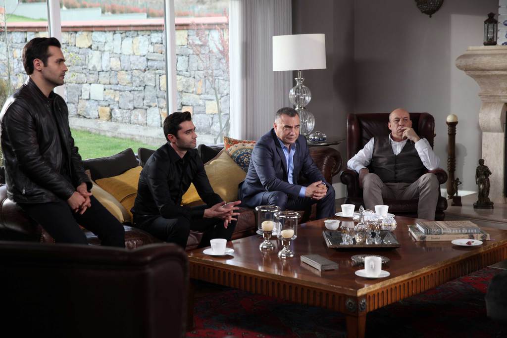 Ekya Dnyaya Hkmdar Olmaz neden yok