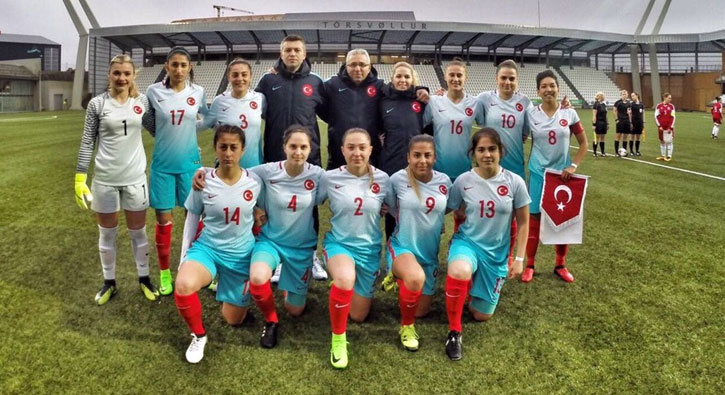A Milli Kadn Futbol Takm ampiyonaya veda etti