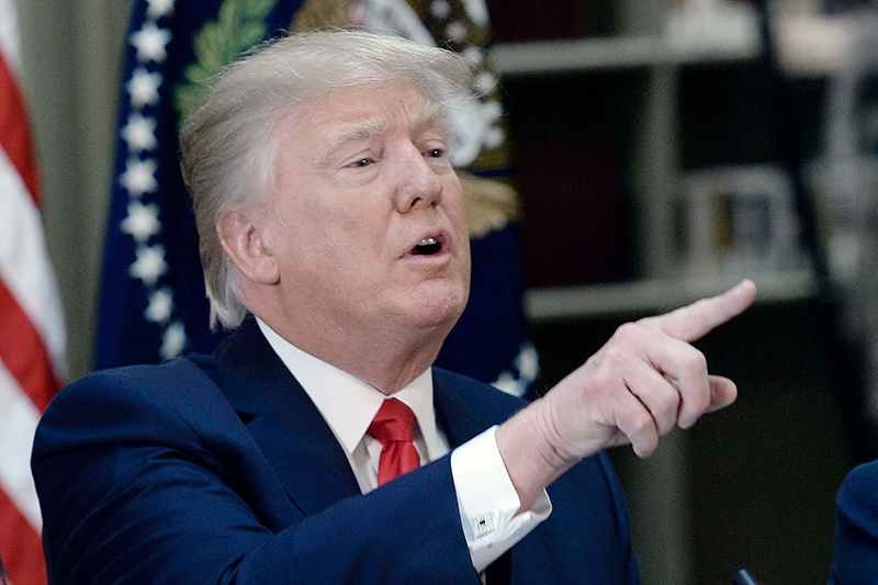 Trump: Suriye'ye girmiyoruz