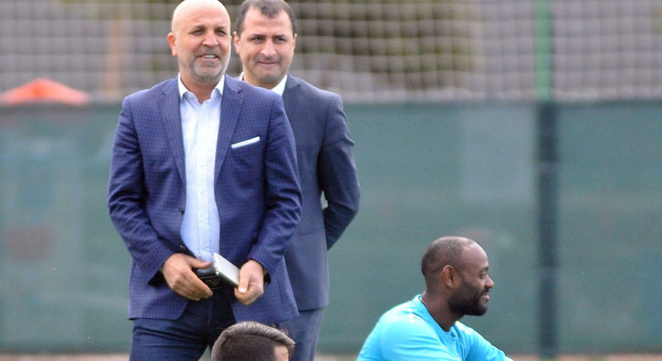 Hasan avuolu: Trabzonspor ve Osmanlspor Emre Akbaba'ya talip oldu