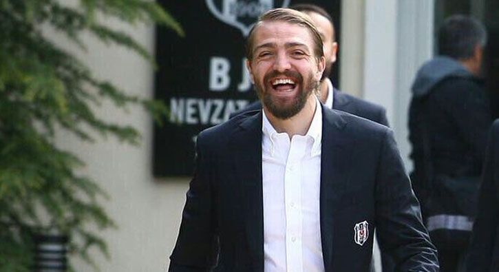 Caner Erkin'in menajeri Batur Altparmak oyuncuyla ilgili talyan basnna aklama yapt