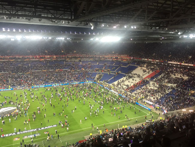 UEFA, Lyon ve Beikta' disiplin kuruluna sevk etti