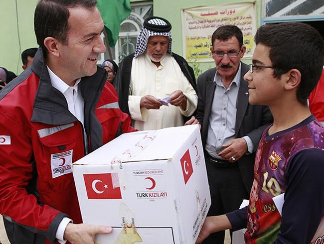 T�rk K�z�lay�ndan Irakl� s���nmac�lara yard�m