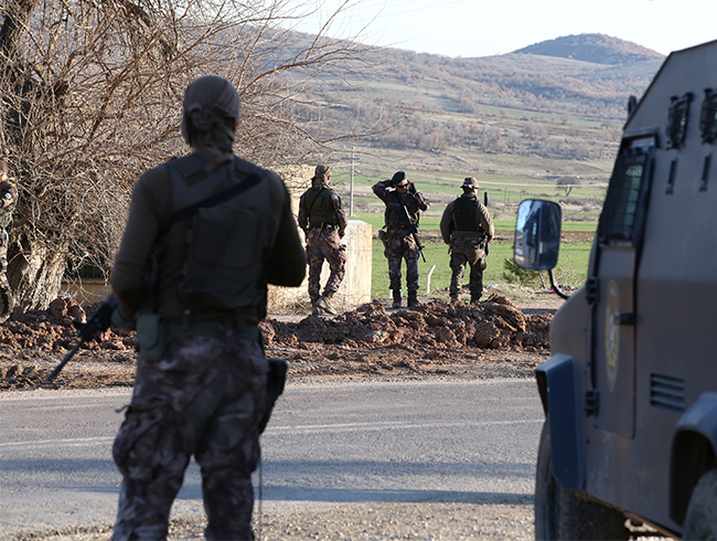 Diyarbak�r sald�r�s�n�n planlay�c�s� ter�rist yakaland�   