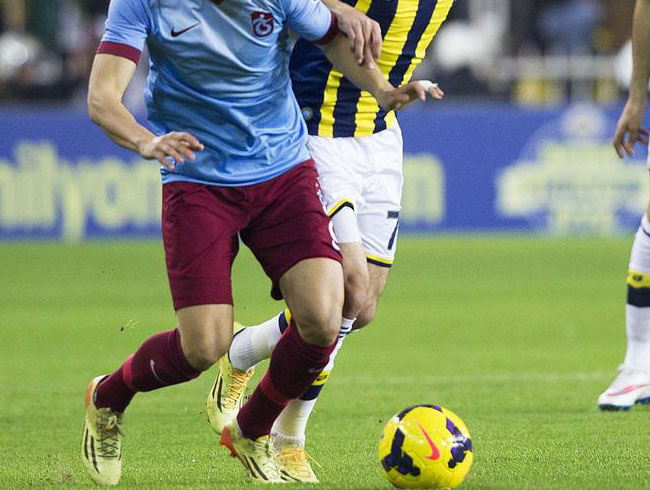 Trabzonspor ve Fenerbahe Umut Bozok iin yara girdi
