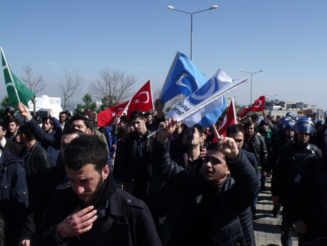 ''57. Alaya Vefa Y�r�y���'' var