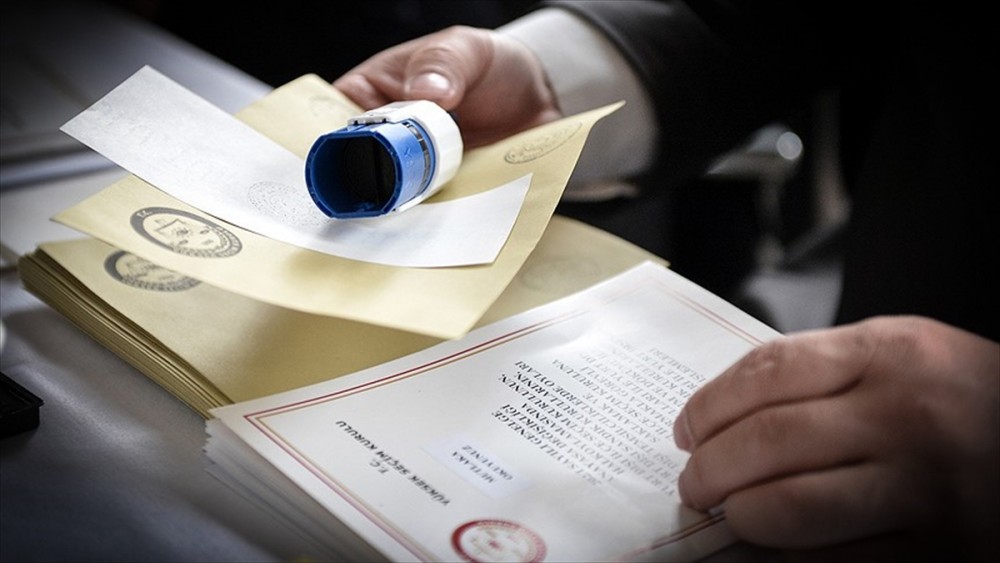 CHP'nin referandum yalan�n� m��ahitlerine g�nderdi�i mesajlar a���a ��kard�