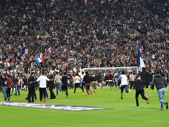 Lyon - Beikta kararna Paskalya engeli