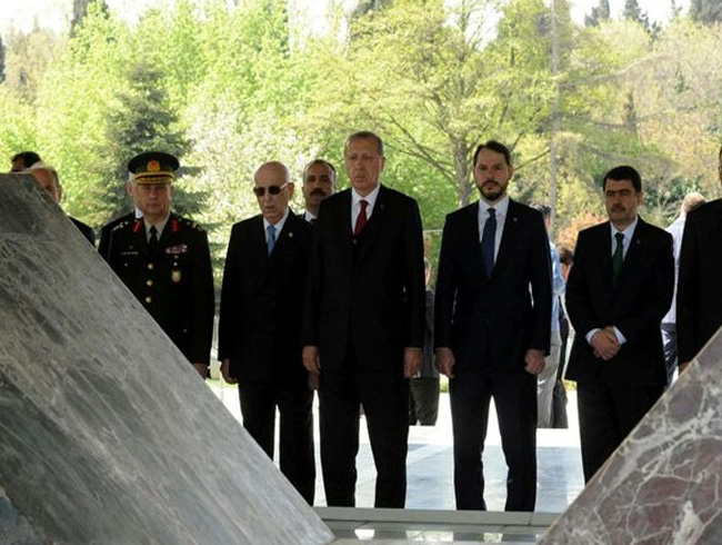 Cumhurbakan Erdoan Menderes'in mezar iin talimat verdi