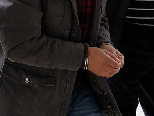 �zmir'de ter�r operasyonu 19 g�zalt�