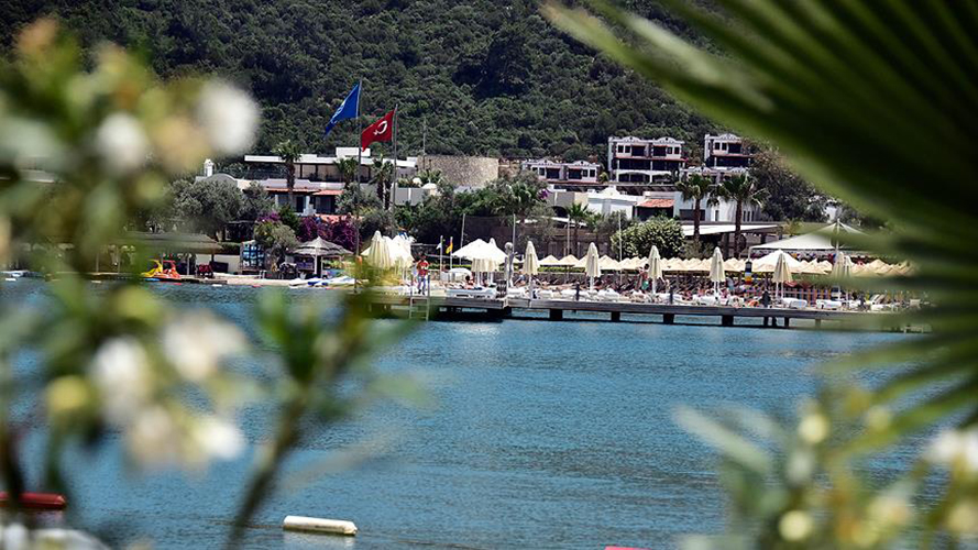 'Mavi bayrak' en ok Antalya'da dalgalanyor