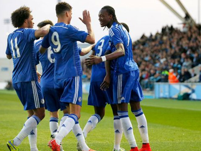 Fenerbah�e Tammy Abraham'� transfer ediyor