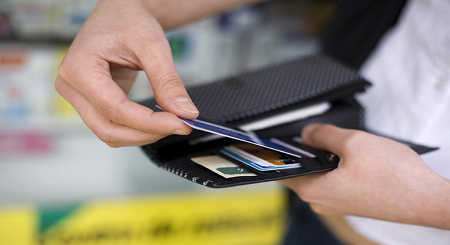 Parmak izi sens�rl� kredi kartlar� geliyor