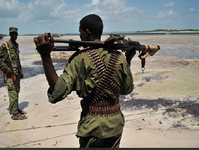Kenya ordusu Somali'de 52 E-ebab militann ldrd