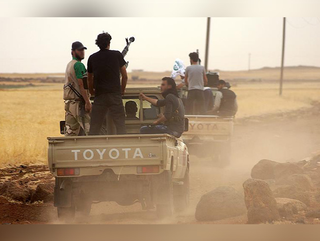 Muhalifler, 30 Esed askeri ve �ii milisi �ld�rd�