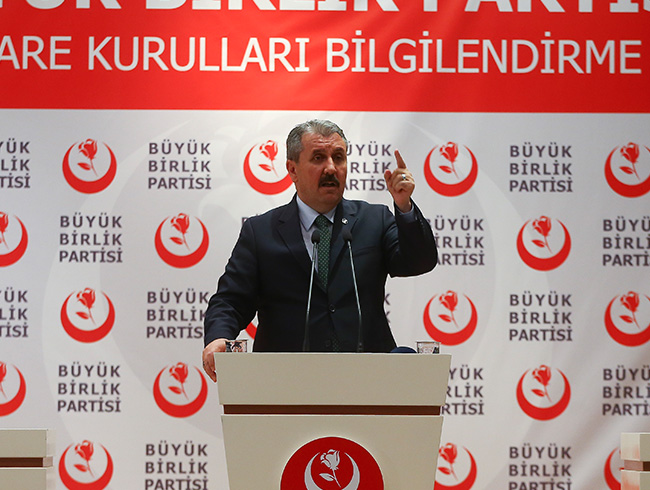 Mustafa Destici: Milletin kararna direnmekten vazgein
