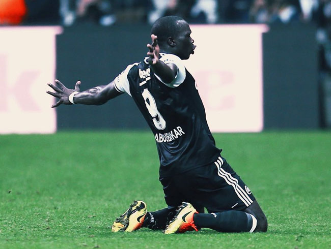 Aboubakar geri dnyor