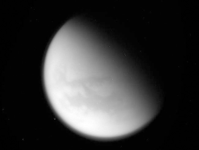 Cassini Satrn'n uydusu Titan'dan son kez geti