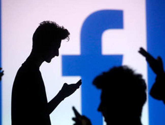 Facebook'tan 'dezenformasyon' itiraf