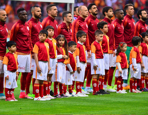 Galatasaray gelecek sezon b�y�k revizyona gidiyor!