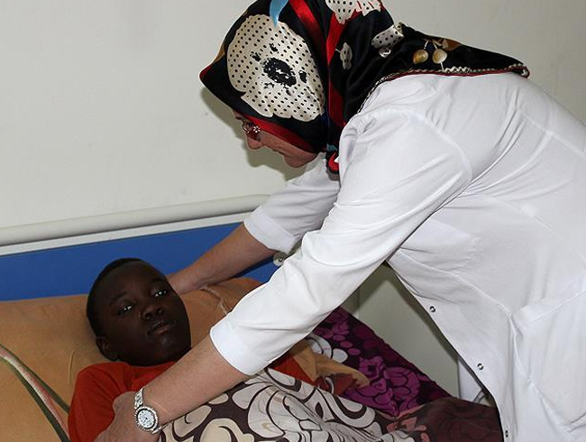 Trk doktorlar Sudan'da ifa datyor