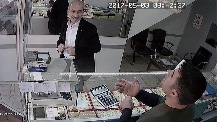 M��teri rahatl���ndaki profesyonel doland�r�c� �a��rtt�