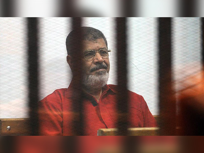 Can gvenliinden endie duyan Mursi ailesi ve avukat ile grme talebinde bulundu