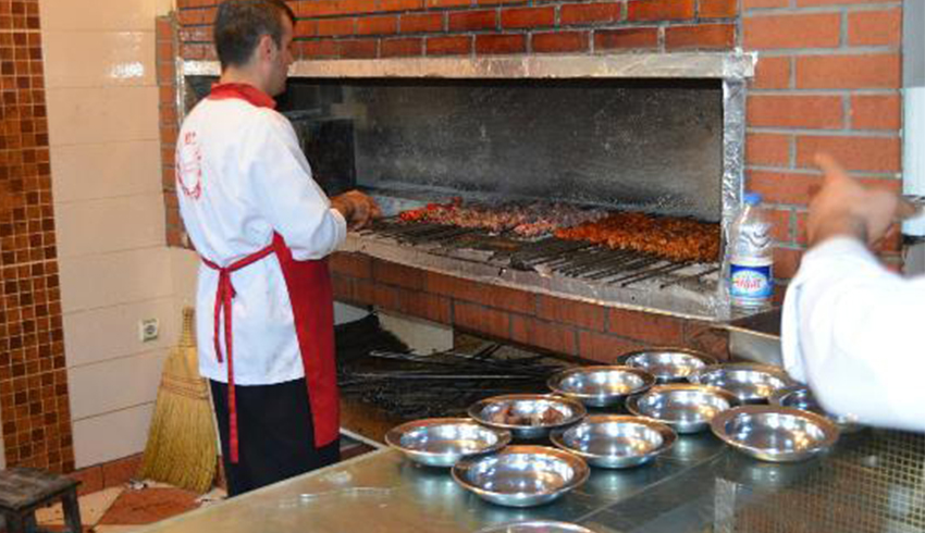 Venedik'te kebap�� d�kkan� a�mak art�k yasak