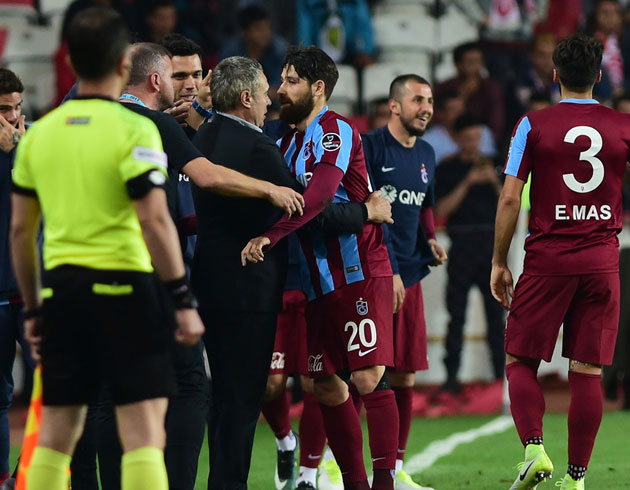Trabzonspor'da hesap Ersun Yanal'a kesildi