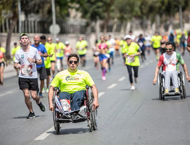 Binler Omurilik Fel�lileri i�in Ko�tu