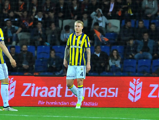 Simon Kjaer'in ald yllk cret Avrupa devlerini ok etti
