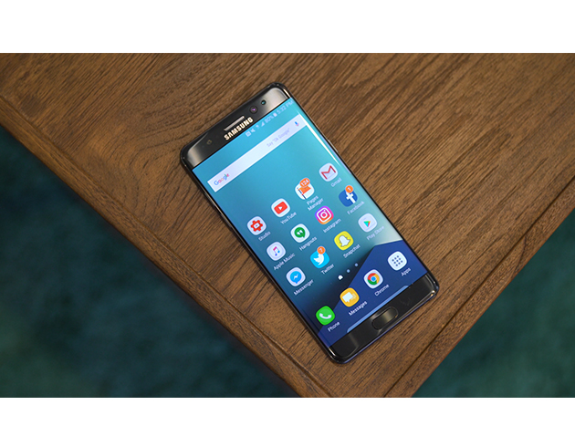 Galaxy Note 7'nin fiyat yar yarya dyor