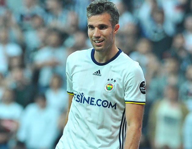 Van Persie Fenerbah�e'den ayr�lmak i�in �ste para istedi