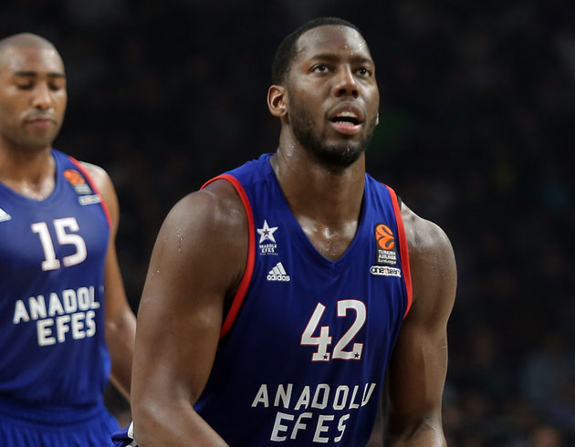Anadolu Efes Bryant Dunston'la szleme uzatt