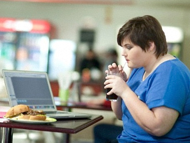 Obezite ocuklarda sosyal izolasyona sebep oluyor