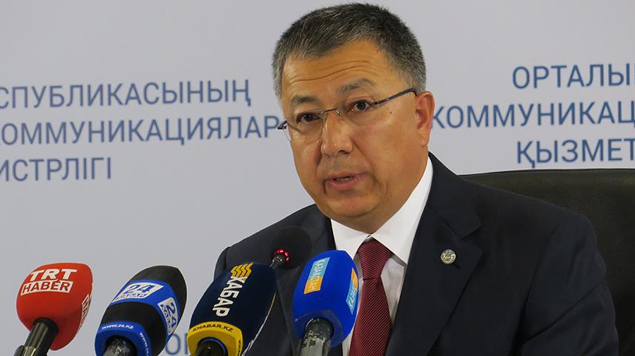 Gney Kazakistan eyaleti Valisi Tuymebayev: Latin alfabesine gemekte Trkiye'yi rnek alacaz