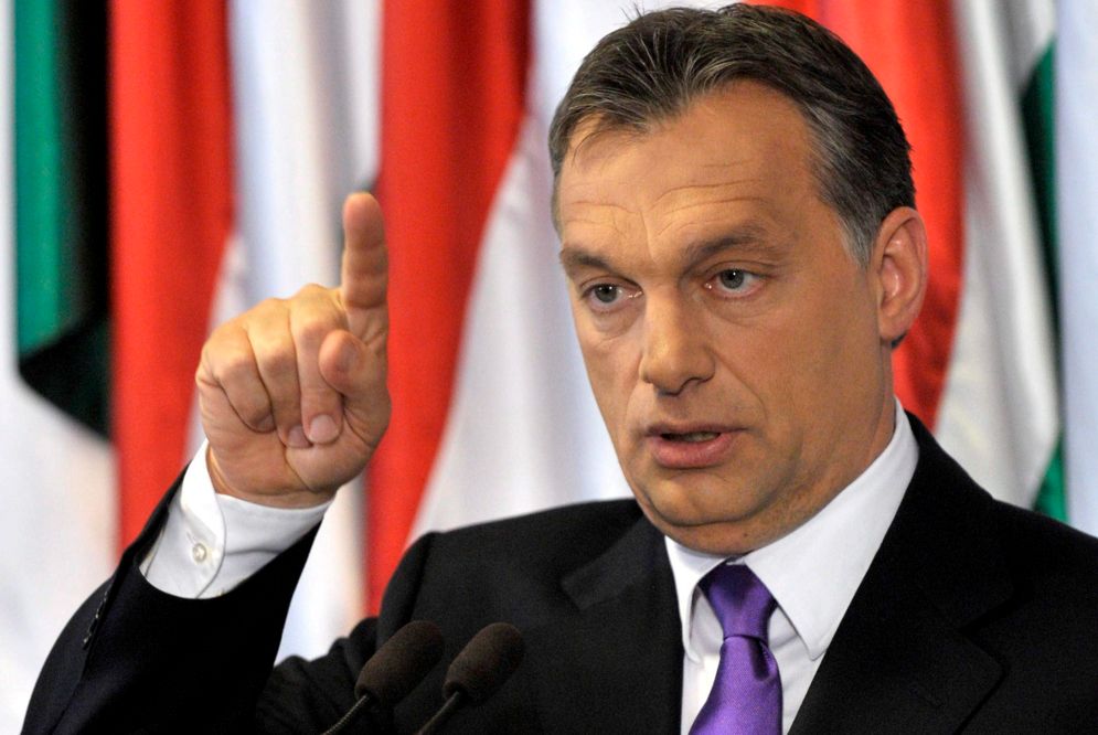 Orban'dan AB'ye Soros tepkisi: Avrupa'ya yllk yz binlerce yabancy getirmek iin yaplan plann fikir babas